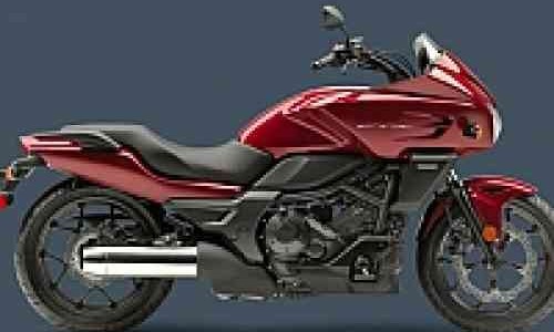 Motor Touring Honda CTX700 Tampil Tahun Ini