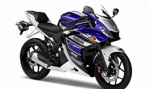 Yamaha R25 Mulai Diperkenalkan Mei Mendatang