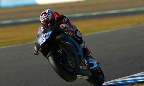 Casey Stoner Kembali Tunggangi Motor Test Honda Musim 2015