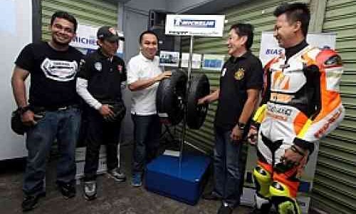 Michelin Power SuperSport EVO Hadir Buat Pencinta Motor Sport