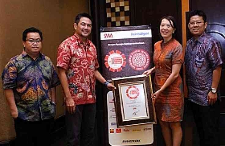 Federal Oil Raih Penghargaan Indonesia Original Brand 2015