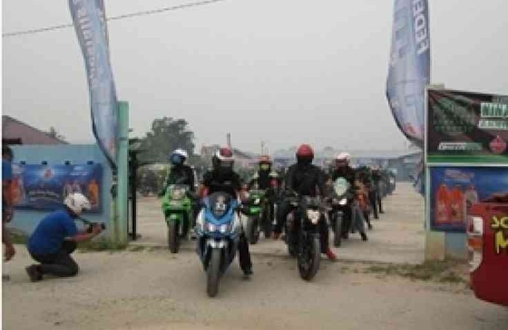 Aniversary & Bhakti Sosial Komunitas Kawasaki Ninja Sumatera-Riau