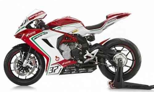 MV Agusta F3 RC, Tampilan Balap Versi Jalan Raya