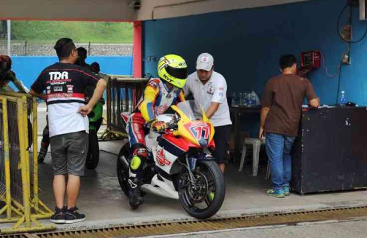 Federal Oil Racing Team Terima Perubahan Regulasi Kejurnas Sport 250 Cc