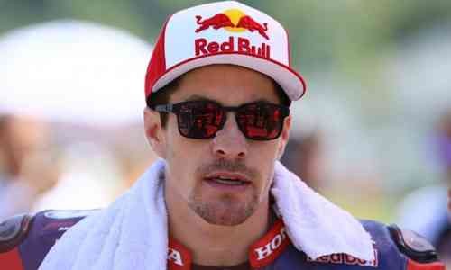 Nicky Hayden Tertabrak Mobil Saat Sedang Bersepeda di Italia