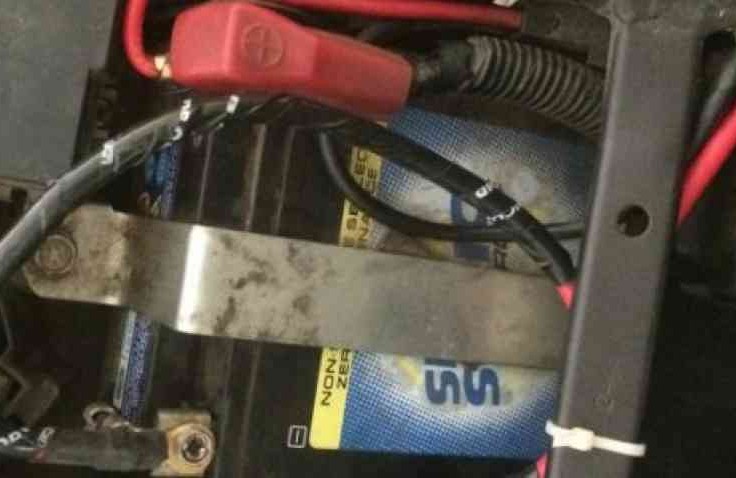 Begini Cara Merawat Kabel-kabel Motor di Musim Hujan