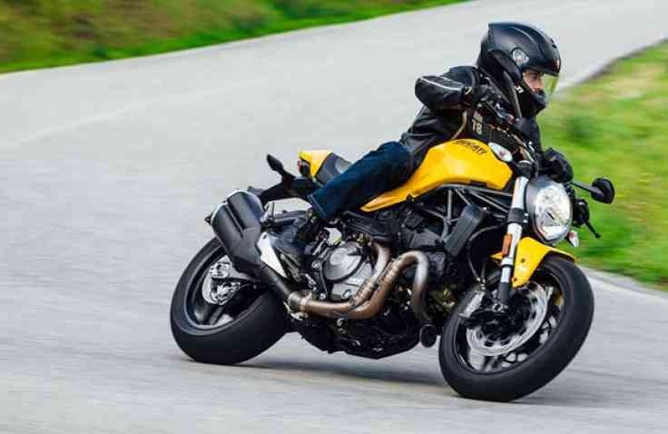 Ducati Monster Ulang Tahun ke-25, Penggunanya Diajak Riding di Sirkuit Perancis