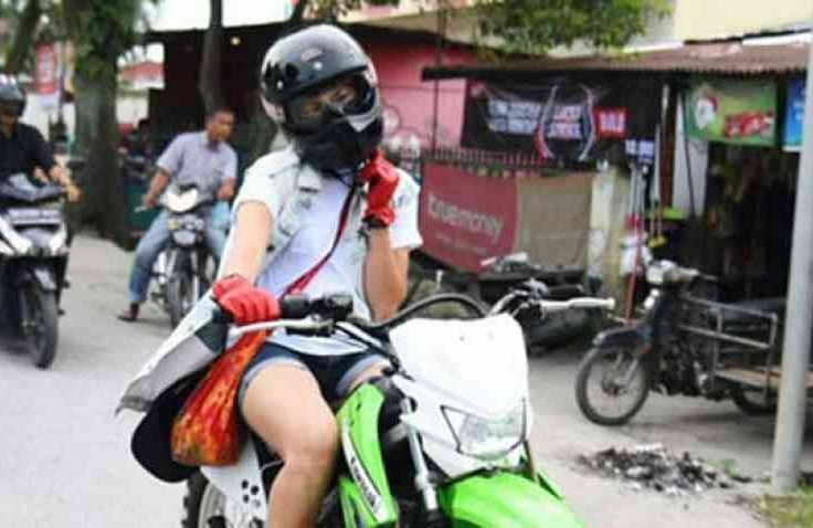 Nge-fans Pada Satria Baja Hitam, Alasan Poppy Sovia Pakai Motor Ini