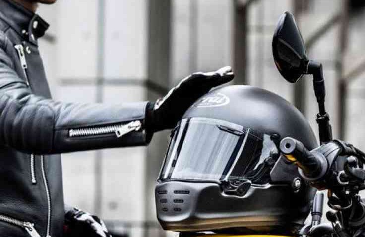 Helm Arai Sematkan Teknologi Sistem Ventilasi Udara Canggih