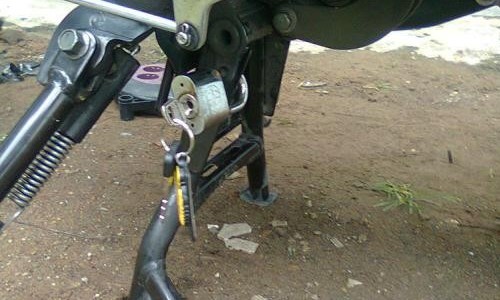 Ternyata Ini Lho Fungsi Standar Samping Dan Tengah Pada Motor