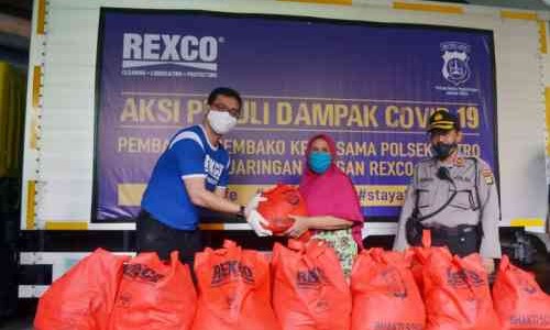 Rexco Bagikan 1000 paket Sembako Untuk Masyarkat Terdamoak Covid-19