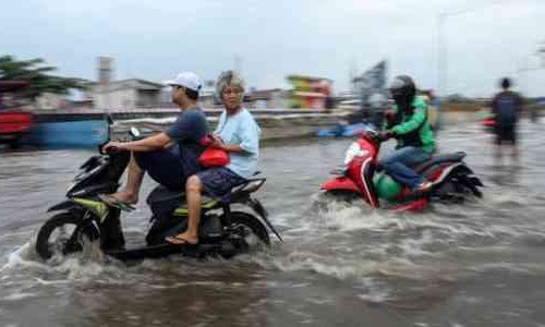 Bagian Berikut Ini Wajib Dibersihkan Setelah Motor Menerobos Genangan Air